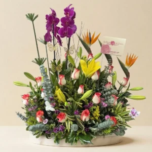 Arreglo Floral Premium con Orquídea en Bogotá | Rosas y Flores Elegantes