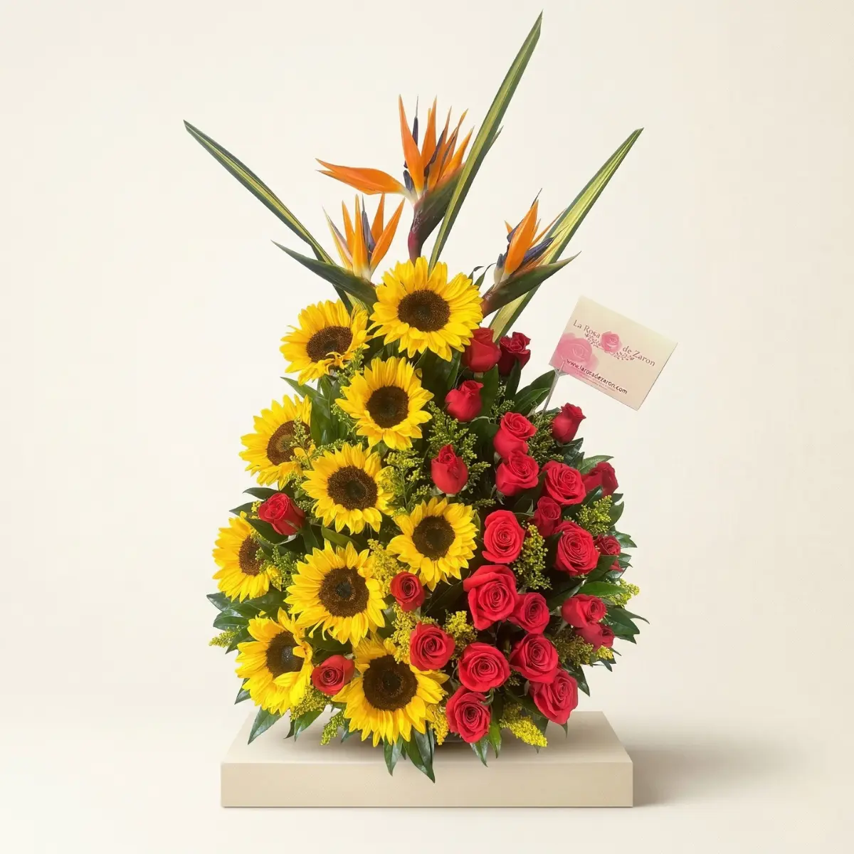 Arreglo Floral con Rosas y Girasoles en Bogotá | Diseño Premium