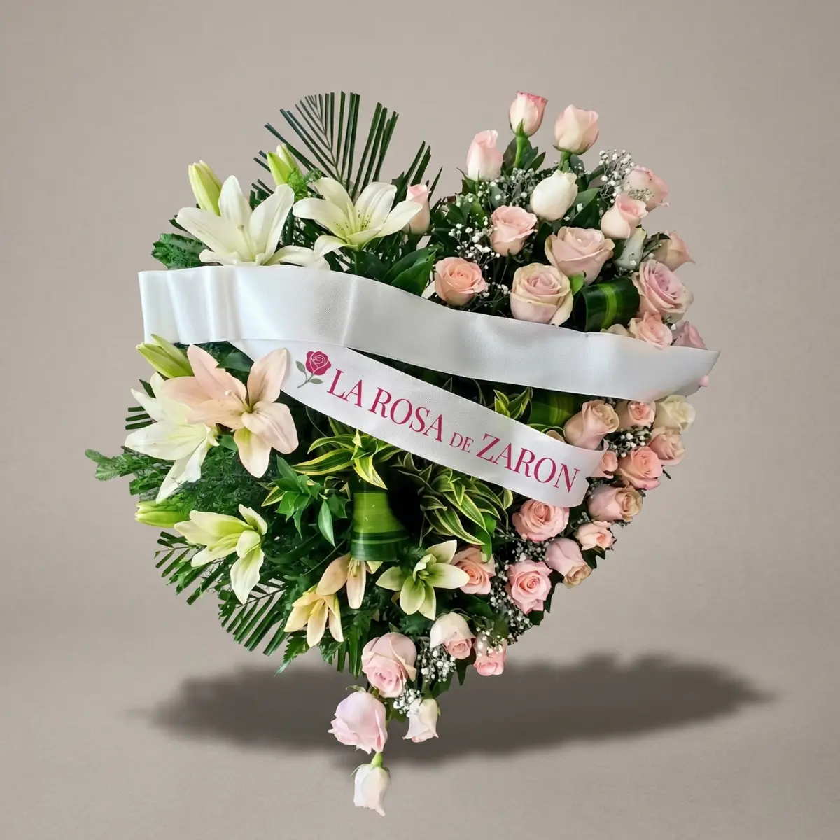 Corazón Fúnebre en Bogotá | Arreglo Floral de Condolencia con Cinta