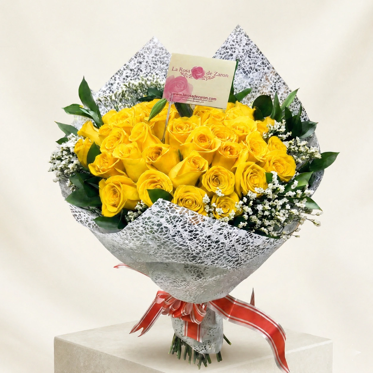 Significado de la rosa amarilla — ramo de rosas amarillas que simboliza amistad y alegría, La Rosa de Zarón Bogotá